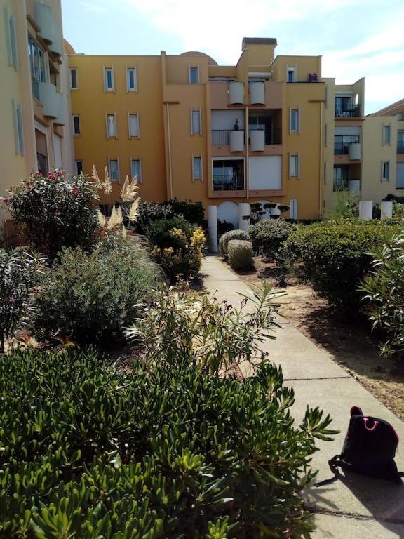 Gruissan Appartement Calme, Vue Sur Port De Plaisance -Clim, Empl.Parking Exterior photo